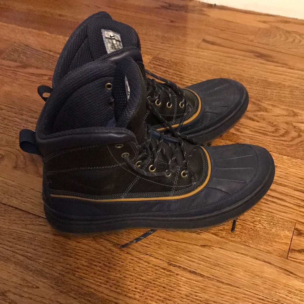 Mens Nike ACG Boots